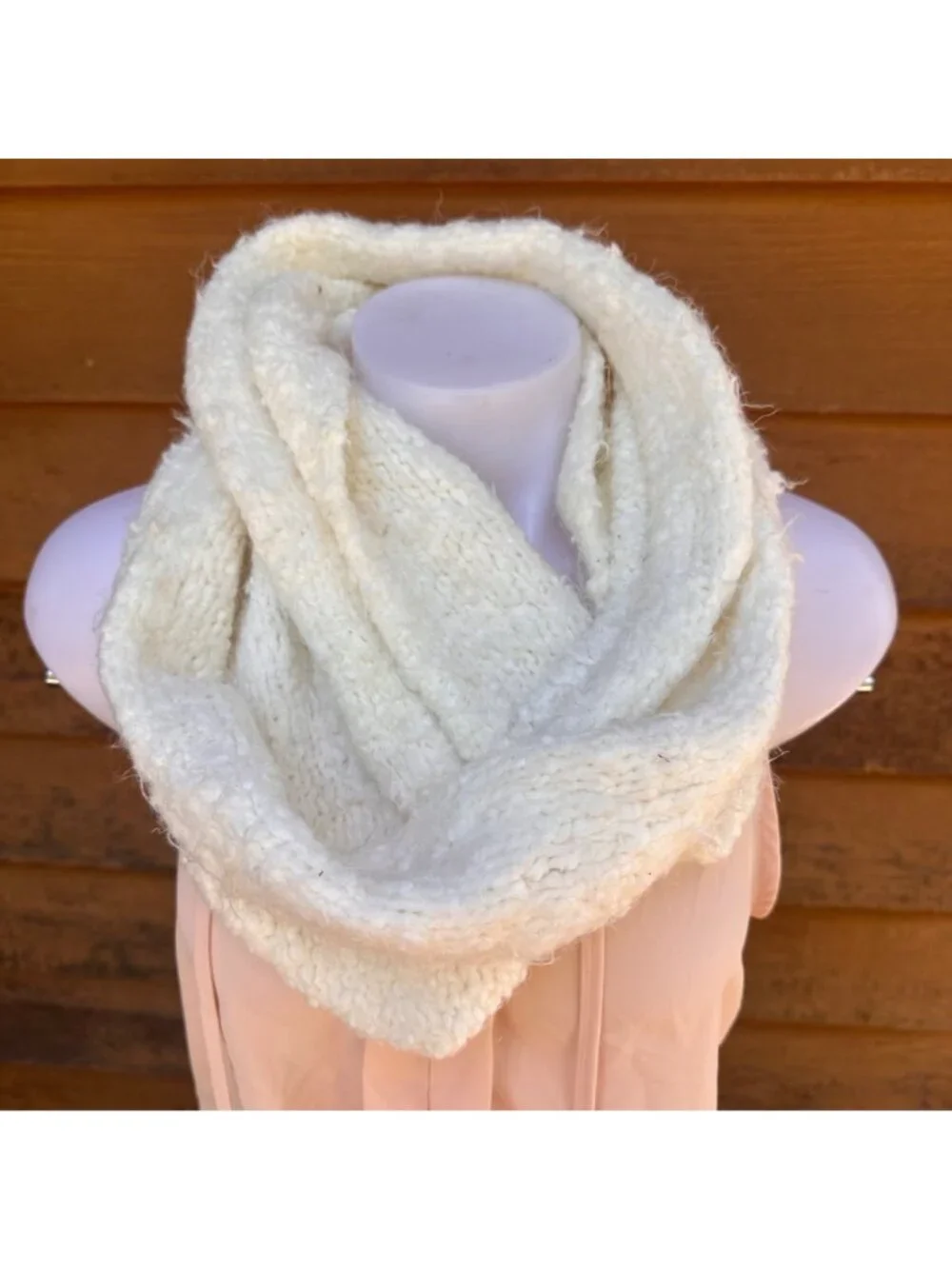 Cuddl Duds Cream Knit Infinity Scarf Soft Polyester Nylon Blend